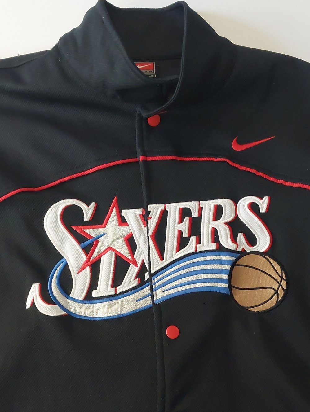 Vintage Y2K Nike Team Philadelphia 76ers Shooting Shirt Warm-Up - Men's Size M